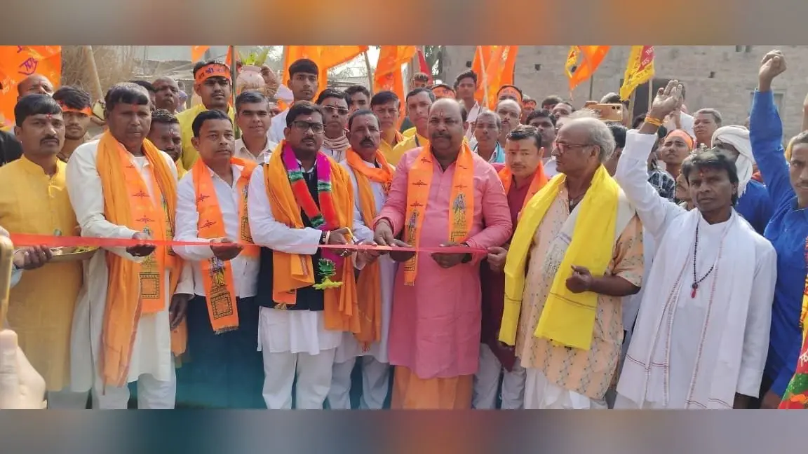72 घंटे का अखंड एकनाम संकीर्तन को लेकर निकाली गयी कलश शोभायात्रा