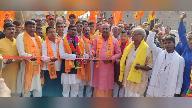 72 घंटे का अखंड एकनाम संकीर्तन को लेकर निकाली गयी कलश शोभायात्रा