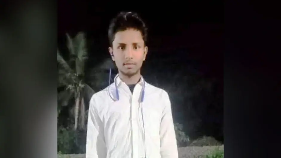 ट्रैक्टर के धक्के से बाइक सवार युवक की मौत, चालक फरार
