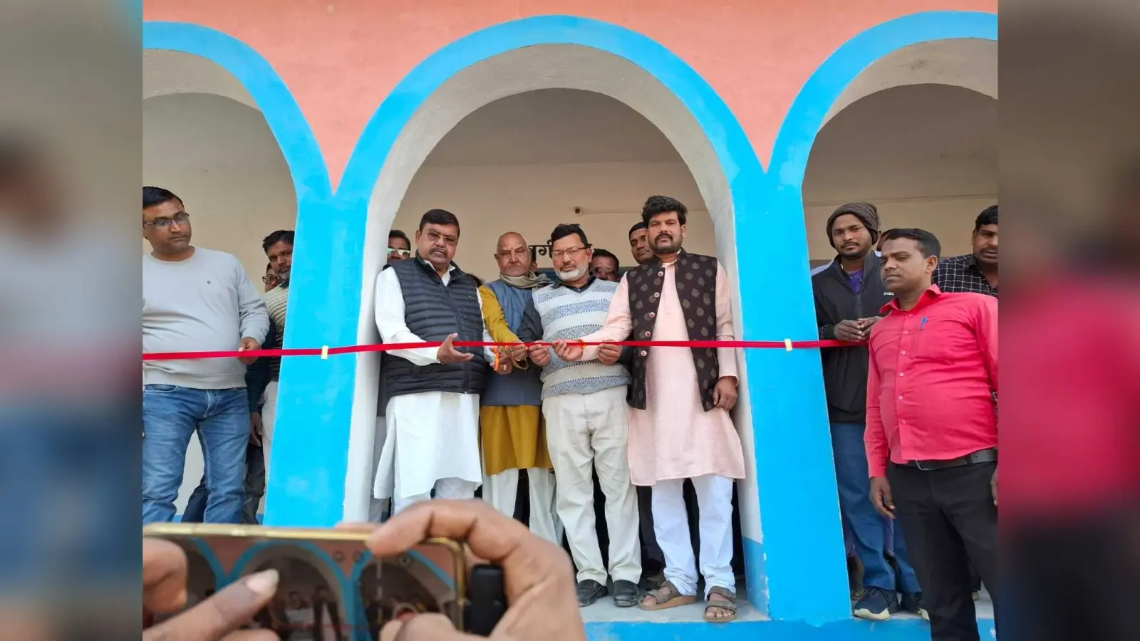 नया प्राथमिक विद्यालय बौलिया दियारा में दो कमरा का हुआ उद्घाटन