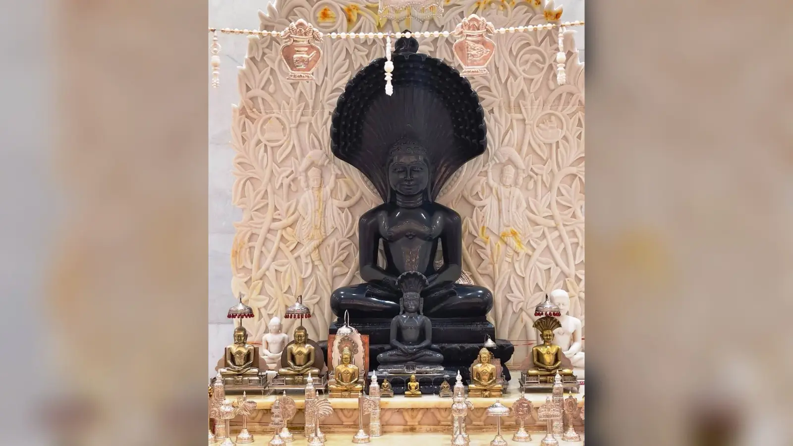 आध्यात्मिक वातावररण में भगवान पार्श्वनाथ का बिम्ब प्राण-प्रतिष्ठा सह पंचकल्याण महोत्सव संपन्न