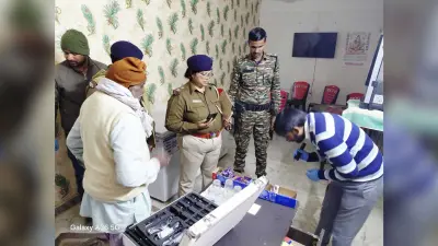 यौन शोषण मामले में गायत्री नगर दौलतपुर के दो कमरों का एफएसएल टीम ने की जांच