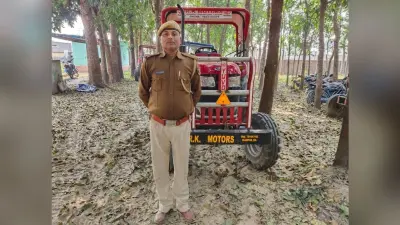 पुलिस ने बालू लदे ट्रैक्टर को किया जब्त