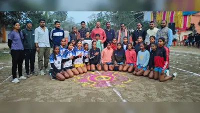 बालिका कबड्डी प्रतियोगिता में सन्हौली की टीम ने विजेता का जीता खिताब