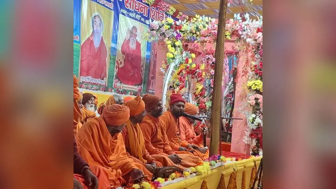 सत्संग सुनने से सुख की होती है प्राप्ति: रामानंद शास्त्री