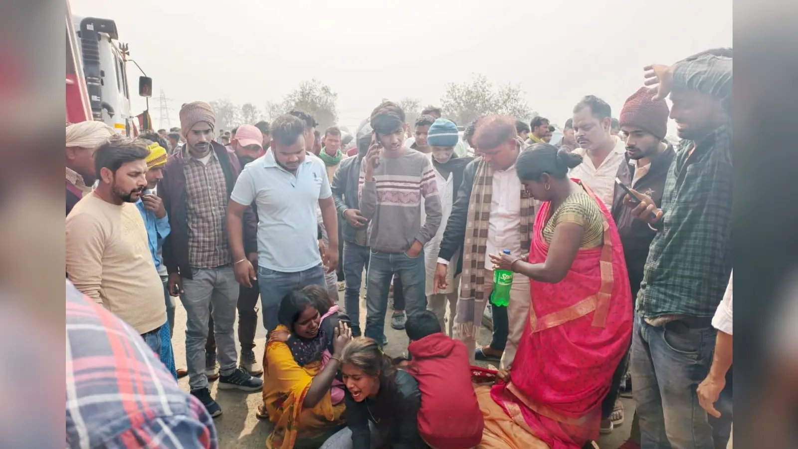 हाइवा व इ-रिक्शा की टक्कर में इ-रिक्शा सवार महिला की मौत