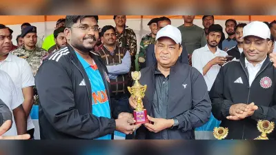 जिला प्रशासन ने सात विकेट से जीता मैत्री क्रिकेट मैच