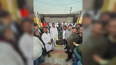 बस टर्मिनल में सेल्फी प्वाइंट का उदघाटन