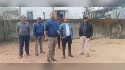 बिजली चोरी करते पकड़े गये 15 लोग, लगा जुर्माना