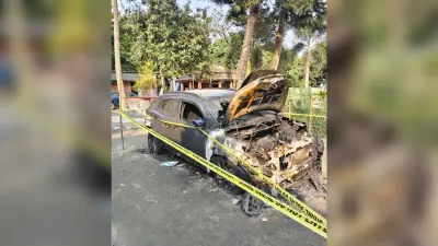 भूमि विवाद को लेकर दो वाहनों को फूंका, मामला दर्ज
