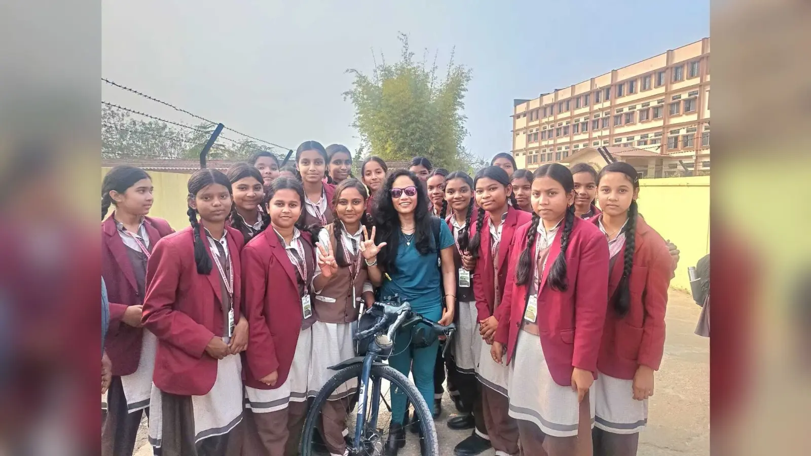 डीएवी स्कूल के बच्चों के साथ पर्वतारोही समीरा खान ने किया संवाद
