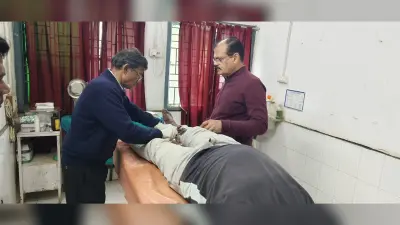 दो बाइकों की सीधी भिड़ंत में दोनों सवार घायल