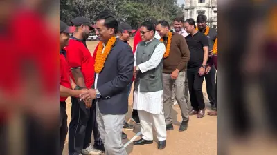 Bokaro News : ग्रामीणों को यातायात नियमों के प्रति किया जागरूक
