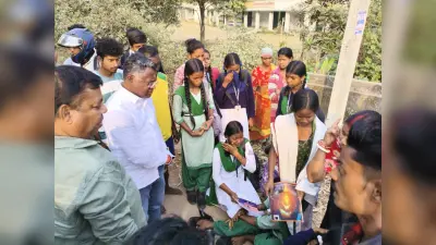 East Singhbhum News : बाइक के धक्के से पूर्णापानी की दो छात्राएं घायल, एक गंभीर