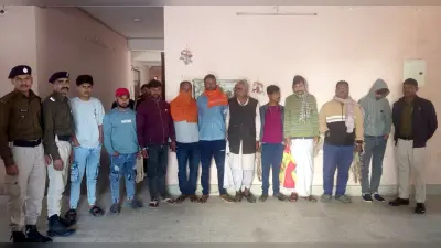 20 लीटर देसी शराब के साथ दो तस्कर व आठ शराबी गिरफ्तार