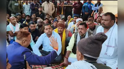 विधायक व एसडीओ के आश्वासन पर खेल मैदान बचाओ अभियान का धरना खत्म