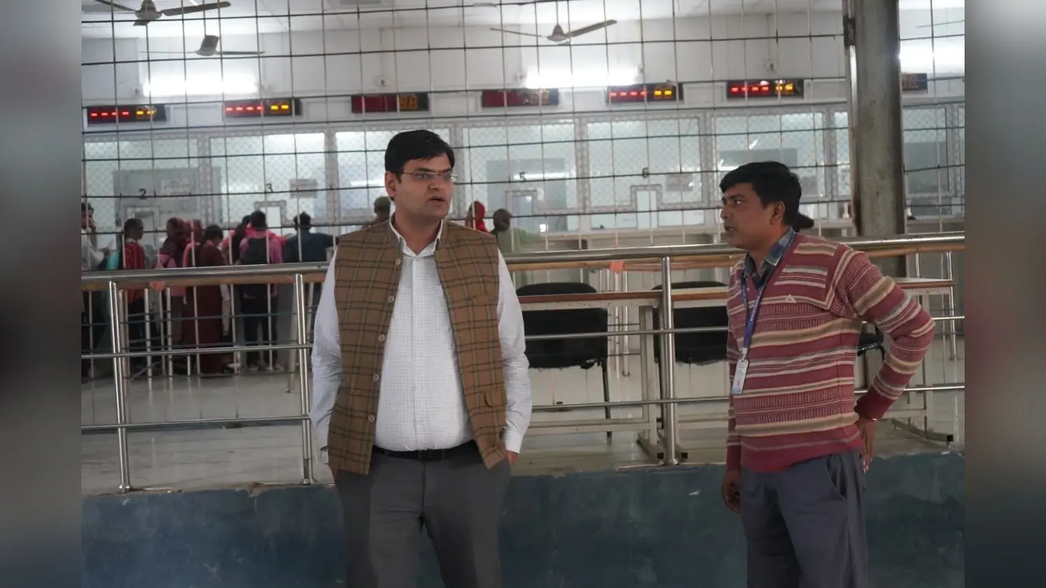 आवेदकों से करें सहयोगात्मक व्यवहार : डीएम
