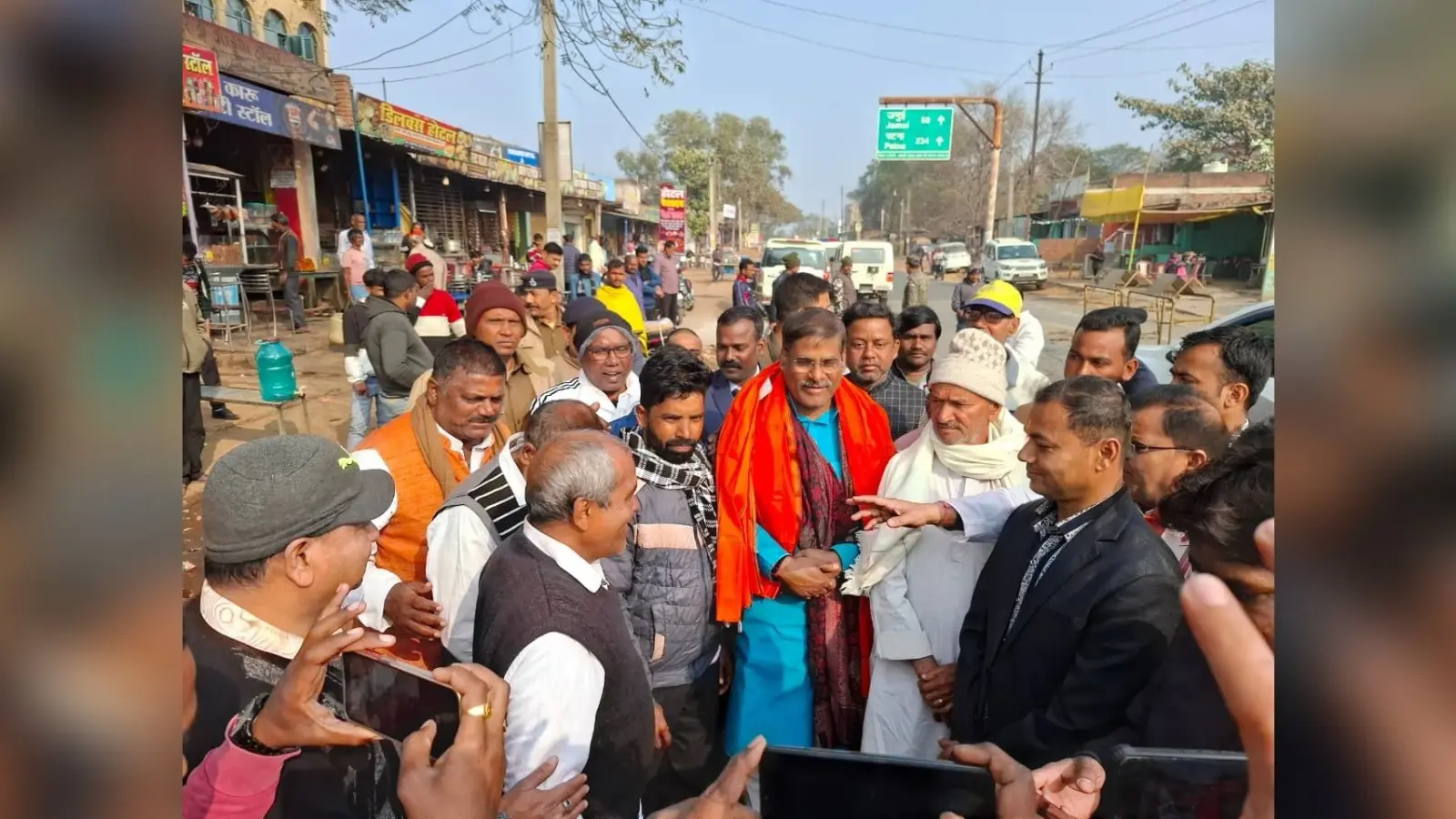 महावीर वाटिका स्थित बंद कैफेटेरिया को जल्द किया जायेगा शुरू : मंत्री