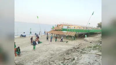 आदिवासी महाकुंभ में जुटेंगे लाखों श्रद्धालु, गंगा तट पर जाहेरथान व मांझीथान का निर्माण शुरू