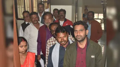 Bokaro News : मेयर के लिए 16 व पार्षद के लिए 115 अभ्यर्थियों ने लिया नामांकन पत्र