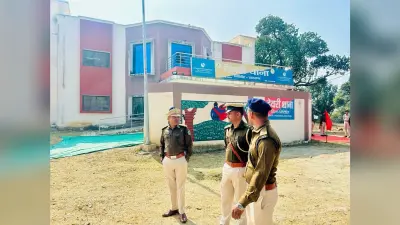 Giridih News :एसपी ने देवरी थाना का औचक निरीक्षण किया