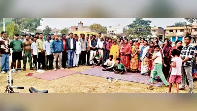 East Singhbhum News : राजस्टेट मैदान में ग्रामीणों की बैठक, कई प्रस्ताव पारित