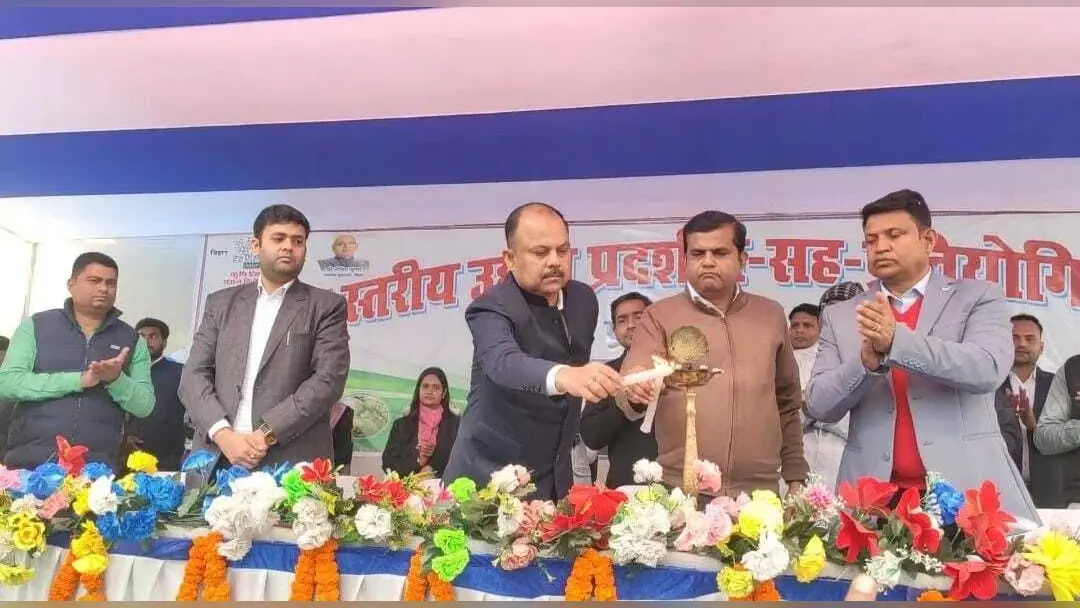 प्रमंडल स्तरीय उद्यान प्रदर्शनी प्रतियोगिता का आयुक्त ने किया उद्घाटन