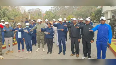 यातायात नियमों का पालन करें : डीसी