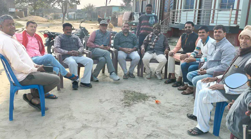 दिघवा दुबौली में कल लगाया जायेगा रोगमुक्त योग शिविर, हुई बैठक
