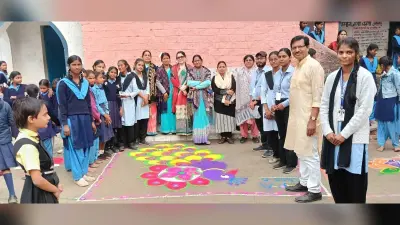 रंगोली व पोस्टर मेकिंग का दिया प्रशिक्षण