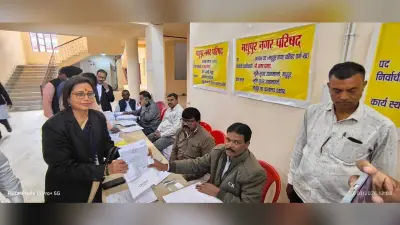 निकाय चुनाव : अध्यक्ष के लिए दो व पार्षद के लिए 18 ने कटायी एनआर रसीद