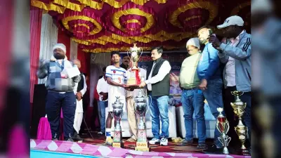 नंदलाल उरांव मेमोरियल फुटबॉल में दिवरा बाजार विजेता, मुंशीबाड़ी उपविजेता