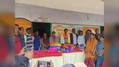 मवि के शिक्षक त्रिपुरारी को सम्मानपूर्वक दी गयी विदाई