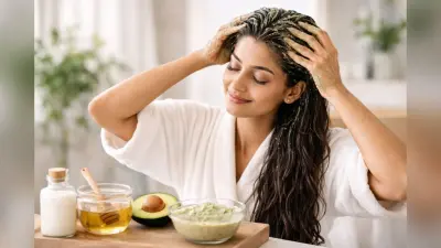 Hair Care: रंग और मिट्टी से भरे बाल? विसर्जन के बाद ऐसे करें सही हेयर वॉश रुई की तरह हो जाएंगे सॉफ्ट