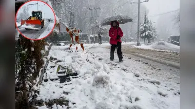 जम्मू-कश्मीर में भारी बर्फबारी, सड़कें बंद, श्रीनगर से सभी उड़ानें रद्द