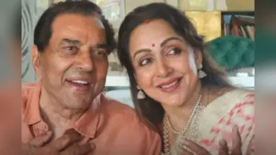 Dharmendra Prayer Meet Controversy: धर्मेंद्र के लिए रखी गईं अलग-अलग प्रेयर मीट पर हेमा मालिनी ने तोड़ी चुप्पी, बोलीं- हमारे परिवार का निजी मामला है