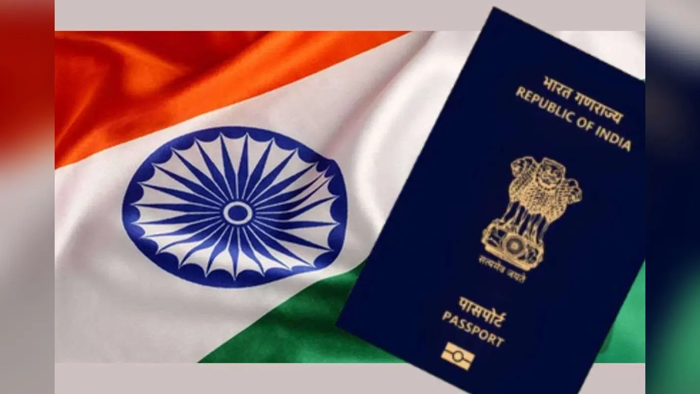 E-Passport: पुरानेवाले पासपोर्ट से कितना ‘E’ है नया ई-पासपोर्ट, जानिए फीस, फायदे और कैसे करें अप्लाई
