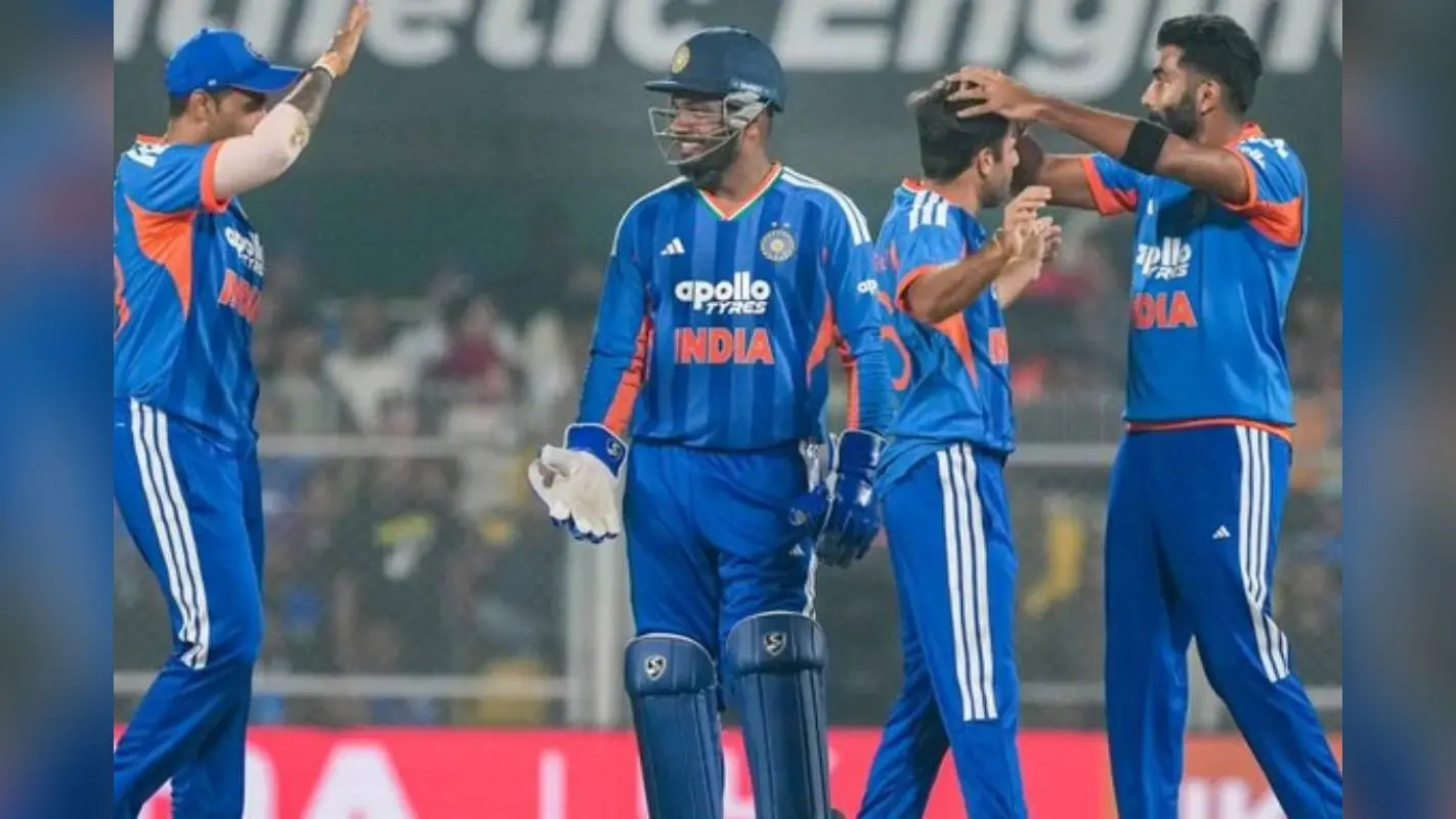 IND vs NZ 4th T20: भारत को मिला 216 का टारगेट, साइफर्ट की फिफ्टी, अर्शदीप को मिले 2 विकेट