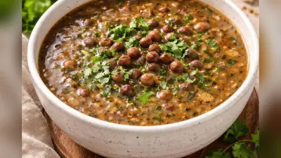 Kaale Chane Ka Soup Recipe: डाइट में शामिल करें काले चने का सूप, सेहत खुद बोलेगी धन्यवाद