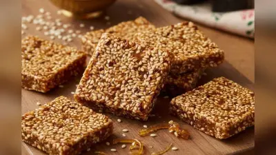 Makar Sankranti Special Til Gud Patti: घर पर बनाएं बाजार जैसी कुरकुरी तिल गुड़ की पट्टी, नोट करें सिंपल रेसिपी