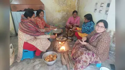 अलग अंदाज में दिखीं विधायक सविता महतो, मकर-टुसू पर खुद बनाया गुड़ पीठा