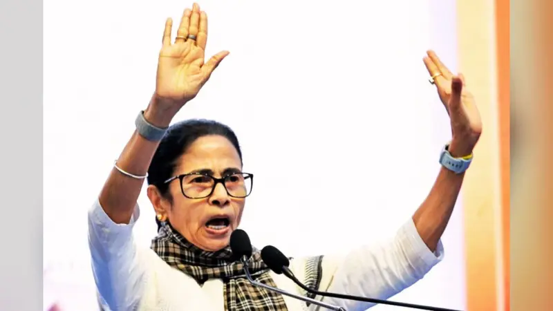 प्रधानमंत्री नरेंद्र मोदी के बाद अब ममता बनर्जी भी सिंगूर में कर सकती हैं जनसभा