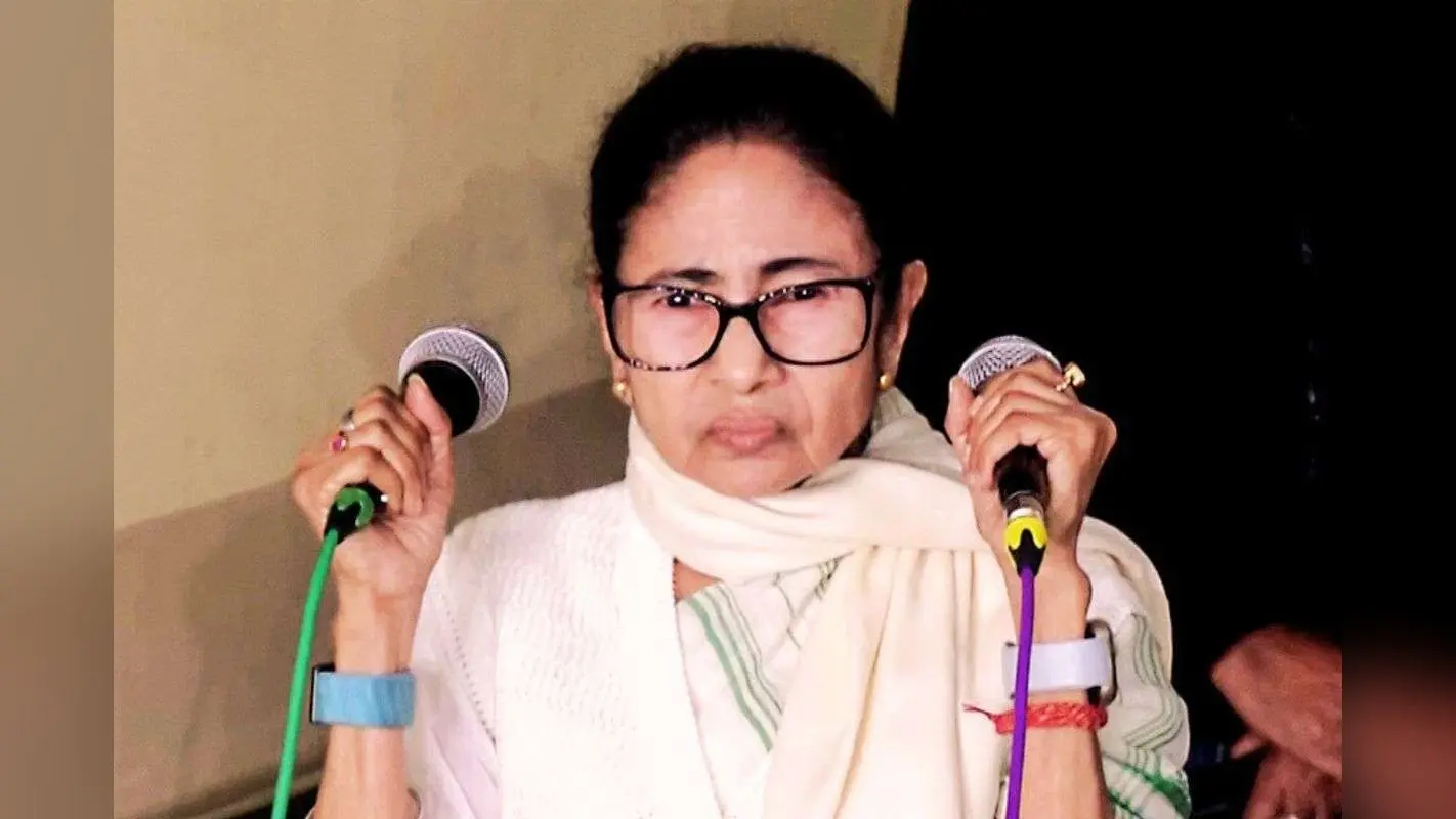 प्रतीक जैन के घर और कार्यालय पर छापेमारी के बाद ममता बनर्जी ने क्या-क्या कहा, जानें खास बातें