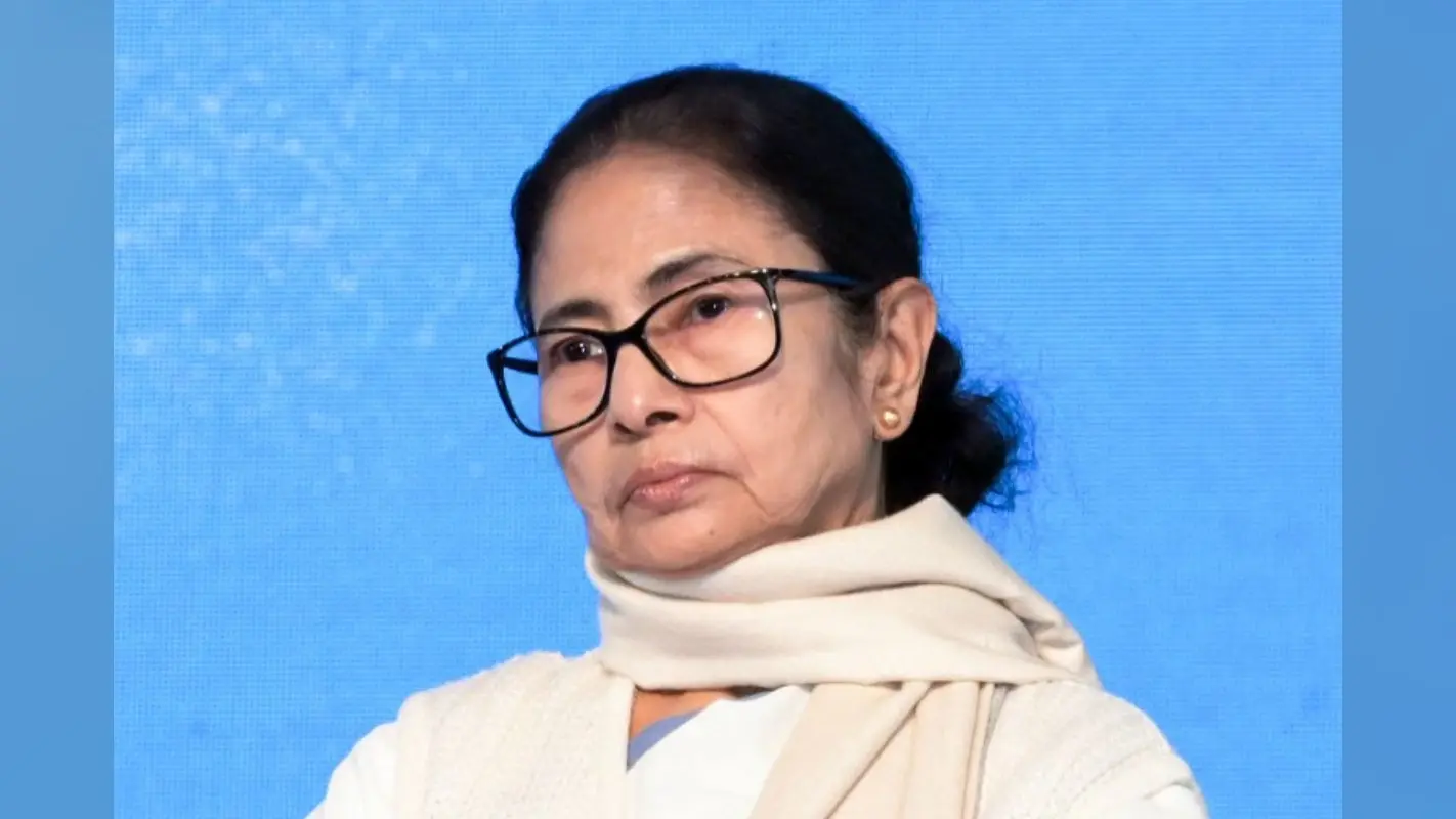 संविधान को बचाये रखने के लिए मिलकर काम करना होगा, गणतंत्र दिवस पर बोलीं ममता बनर्जी