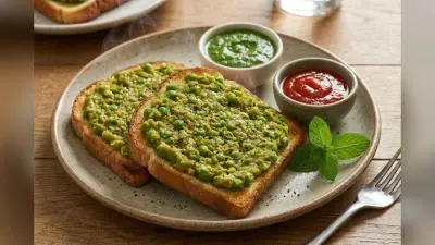 Matar Toast Recipe: मिनटों में बनाएं क्रिस्पी और टेस्टी मटर टोस्ट, नाश्ते के लिए परफेक्ट ऑप्शन