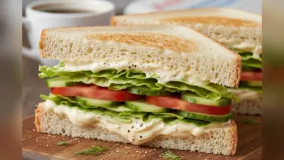 Mayonnaise Sandwich Recipe: बच्चे की आनाकानी होगी बंद, ब्रेकफास्ट में झटपट बनाएं मेयोनीज सैंडविच
