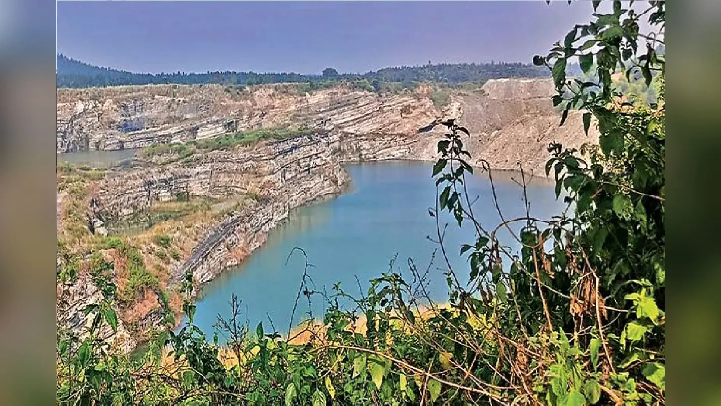 जेएमडीसी की उदासीनता से 58 खदानें बंद, हजारों लोगों के सामने रोजी-रोटी का संकट