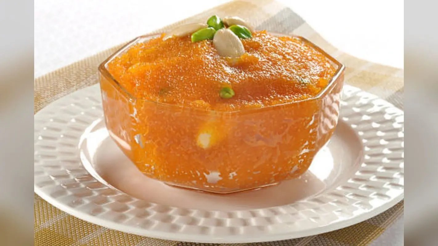 Papite ka Halwa: सूजी और बेसन नहीं एक बार ट्राई करें पपीते का हलवा, मुंह से नहीं जाएगा स्वाद