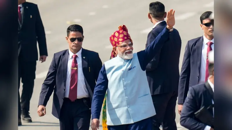 Republic Day: फिर चर्चा में पीएम मोदी का साफा, गणतंत्र दिवस पर पीएम के लुक की हो रही चर्चा