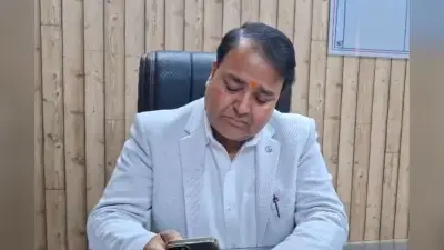 अब GST डिप्टी कमिश्नर प्रशांत कुमार ने दिया इस्तीफा, CM योगी पर अविमुक्तेश्वरानंद की टिप्पणी से थे आहत